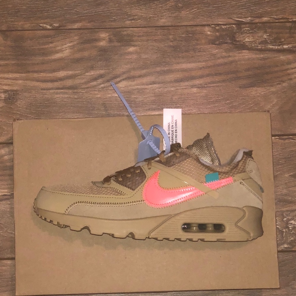 Nike x Off White Air Max 90 men’s sz. 9